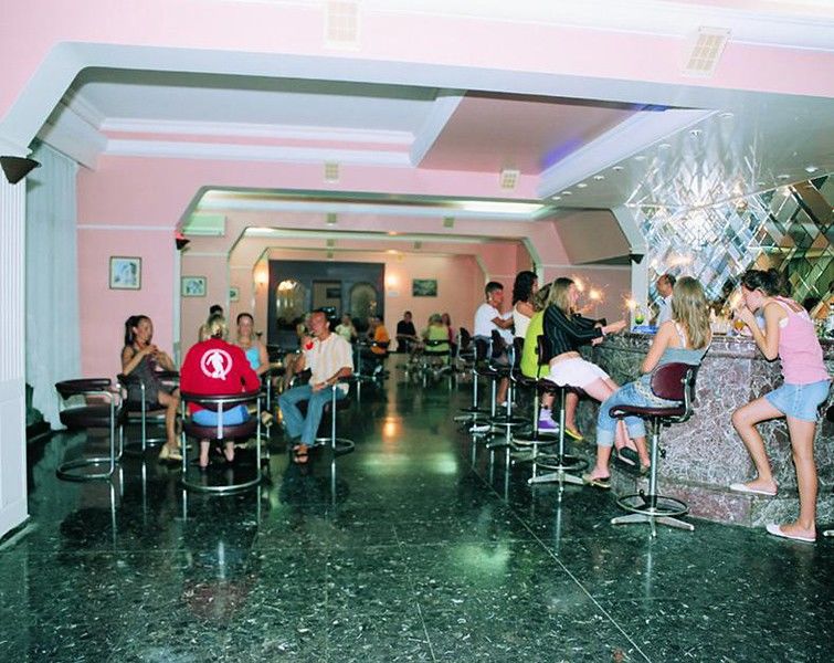 Goldenday Wings Hotel Kusadası Exterior foto